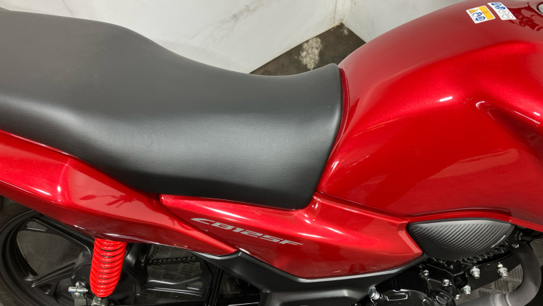 Honda CB125F (24MY)